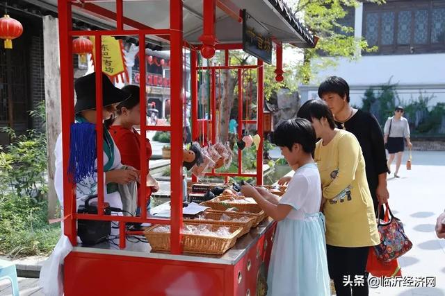 龙园第二届汉服文化节开幕，汉服小姐姐齐聚龙园欢度国庆