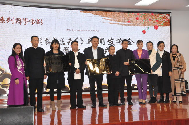 微信图片_20191119213217.jpg