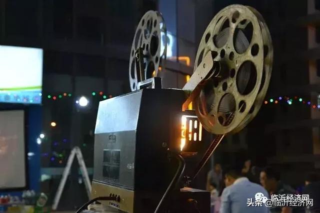 吃遍临沂：泰盛金汤一号广场烧烤龙虾节即将震撼来袭