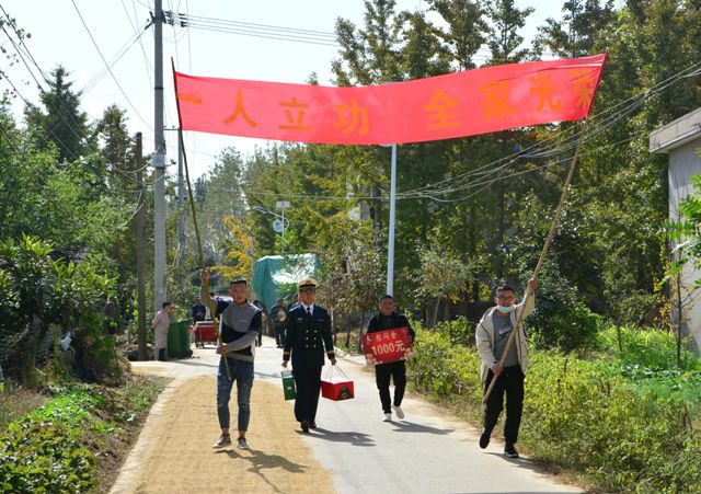 B90_8869_金山看图.jpg