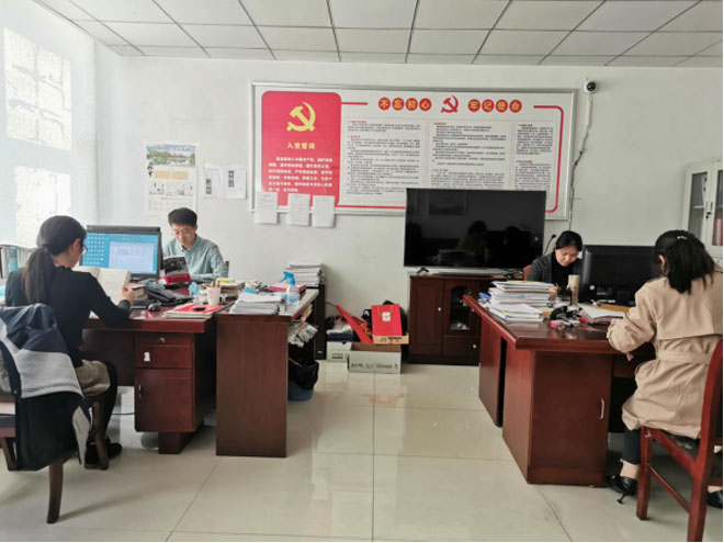 白沙埠镇：“一季一书”打造“学习型机关”467.jpg