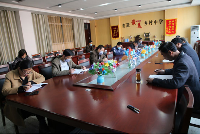 积极组织应急演练-全力准备复课复学142.jpg