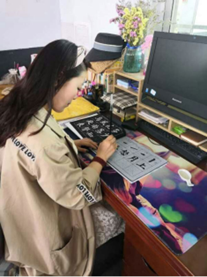 让阅读走进灵魂深处--记白沙埠镇尤村小学公益读书课524.jpg