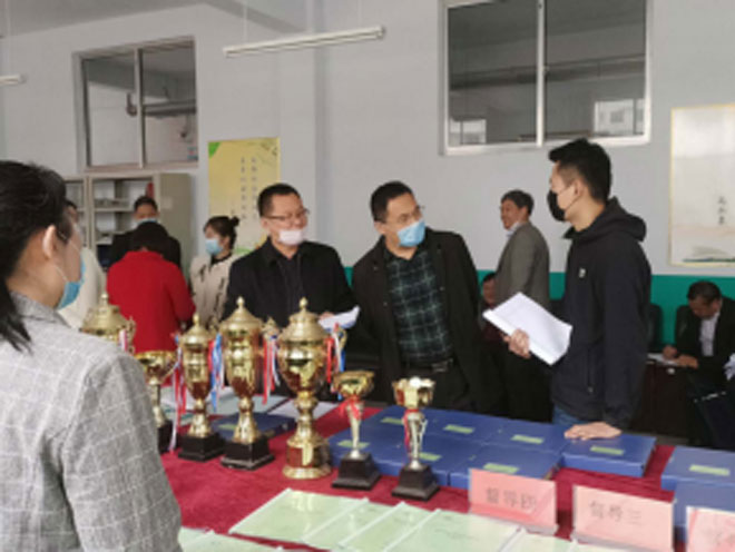 汪沟镇中心小学到常富小学进行开学核验检查工作新闻稿200414(1)422.jpg