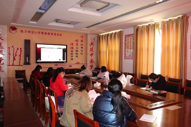 教师培训2.jpg 教师培训2.jpg