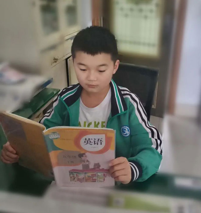 续振鲁.jpg 续振鲁.jpg