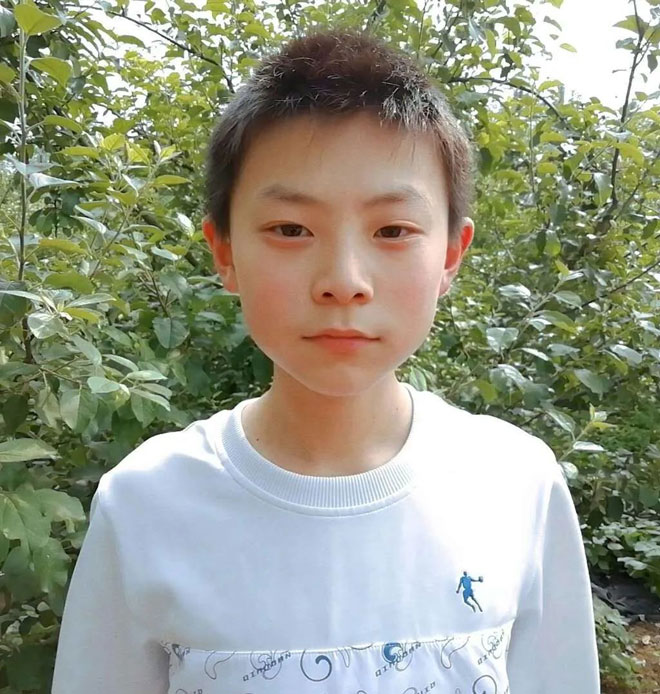 王鑫盛.jpg 王鑫盛.jpg