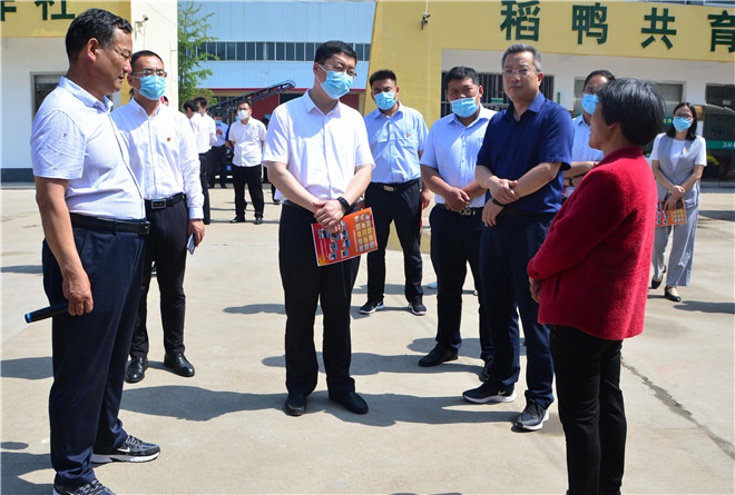 B90_4017_爱奇艺.jpg