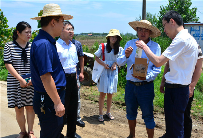 B90_5491_爱奇艺.jpg B90_5491_爱奇艺.jpg