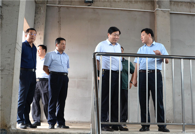 B90_5541_爱奇艺.jpg