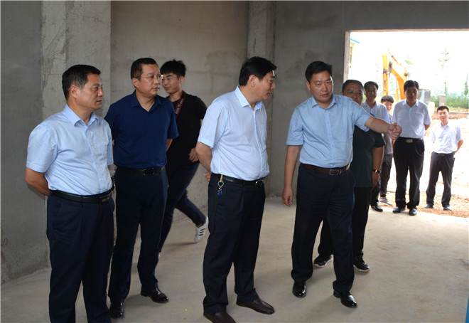 B90_5549_爱奇艺.jpg
