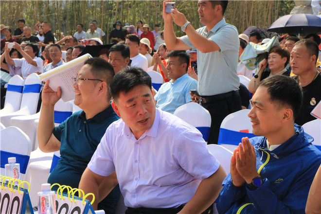 高峰头镇丰收节锣鼓大赛 086.jpg 高峰头镇丰收节锣鼓大赛 086.jpg