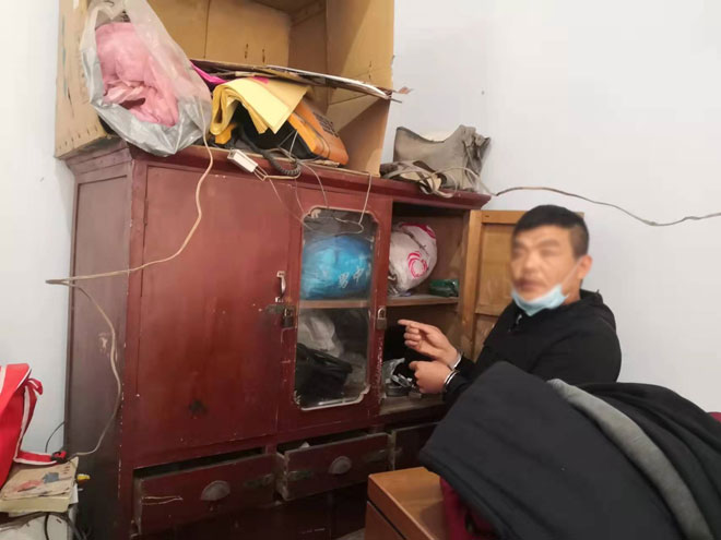 指认照片1.jpg