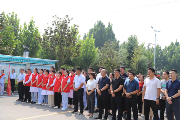 “便民助医-慈善同行”-沂南县举行“关爱农村干部-助力乡村振兴”暨-慈善助医-活动启动仪式（定稿）144.jpg