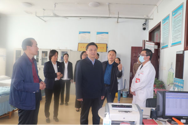 重阳送温暖-情系老年人488.jpg